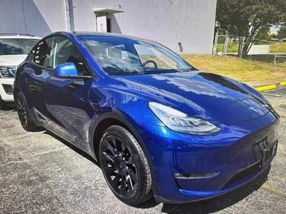 TESLA MODEL Y 2021 5YJYGDEE8MF193967 image